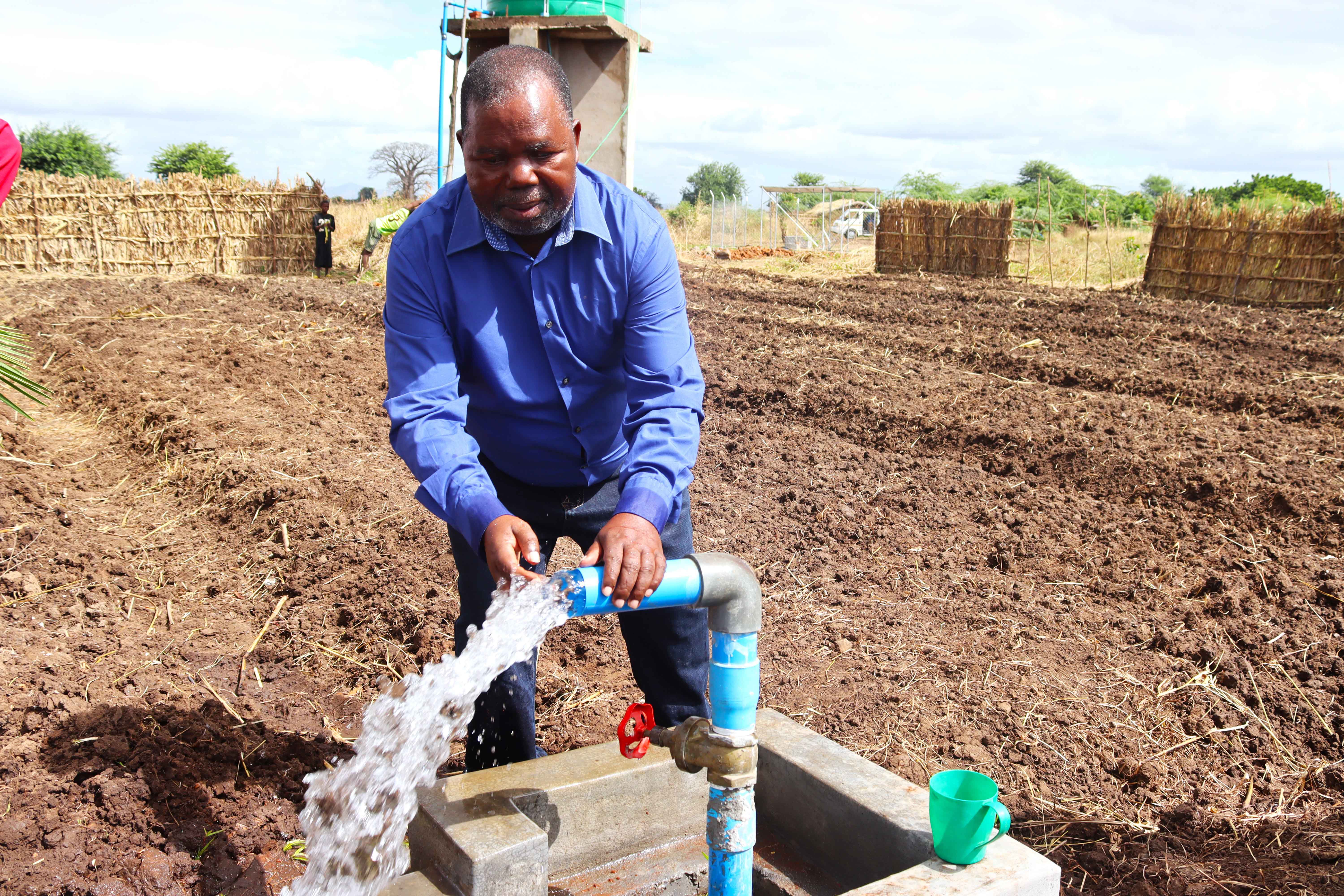 https://facemalawi.org/FACE DIRECTOR GIZEX GIZAI PRAISES PROGRESS DURING SURPRISE VISIT TO NYAFINSI IRRIGATION PROJECT